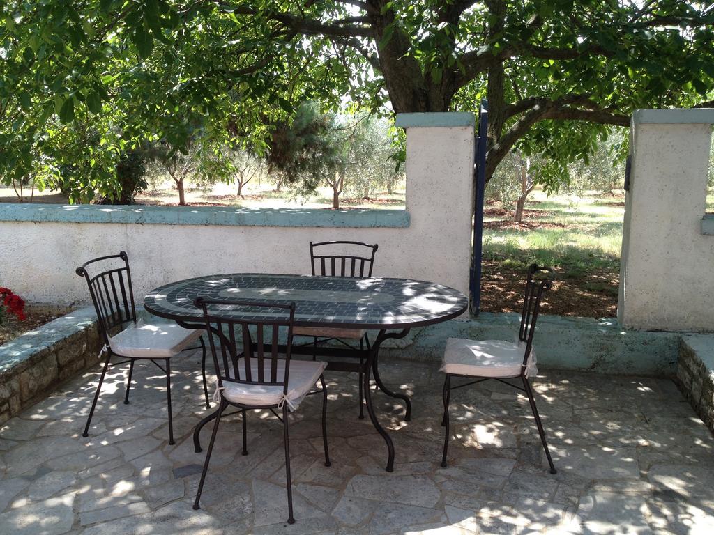Villa Rosa With Yard And Children'S Playground Tar-Vabriga Chambre photo